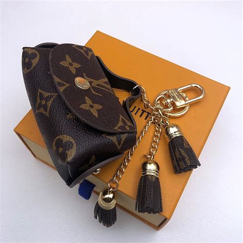 portachiavi personalizzato louis vuitton|Louis Vuitton handbag charms.